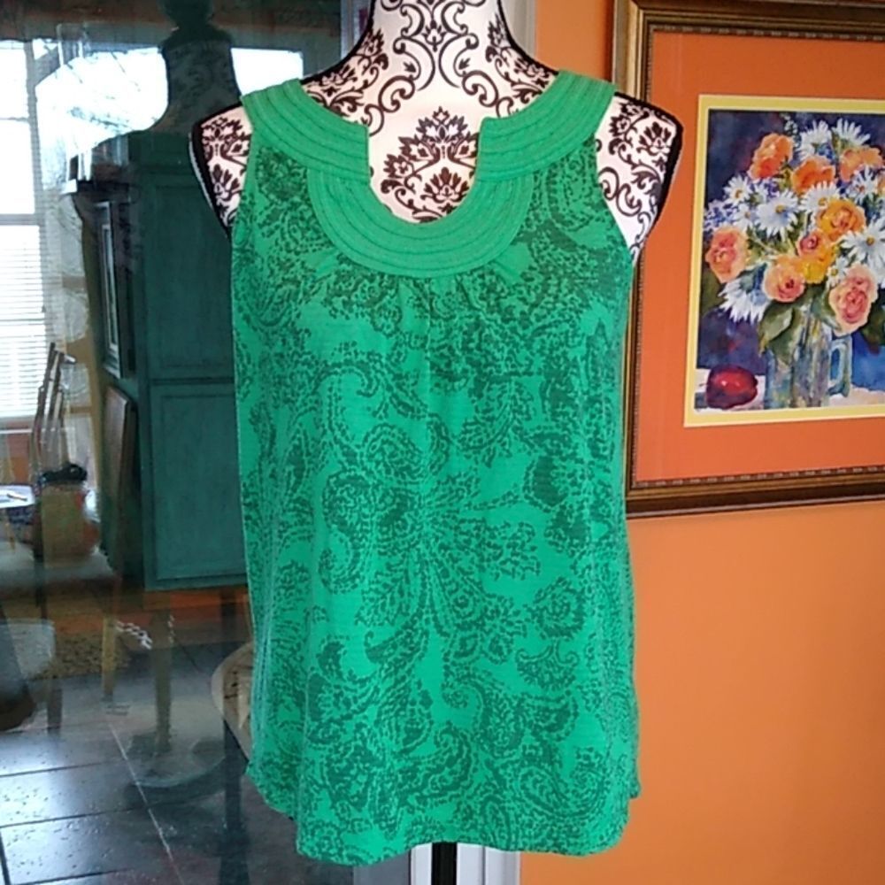 8/$20 Sonoma Size S Green Sleeveless T-shirt